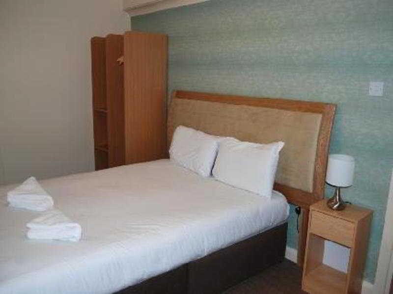 Hostel Ph *